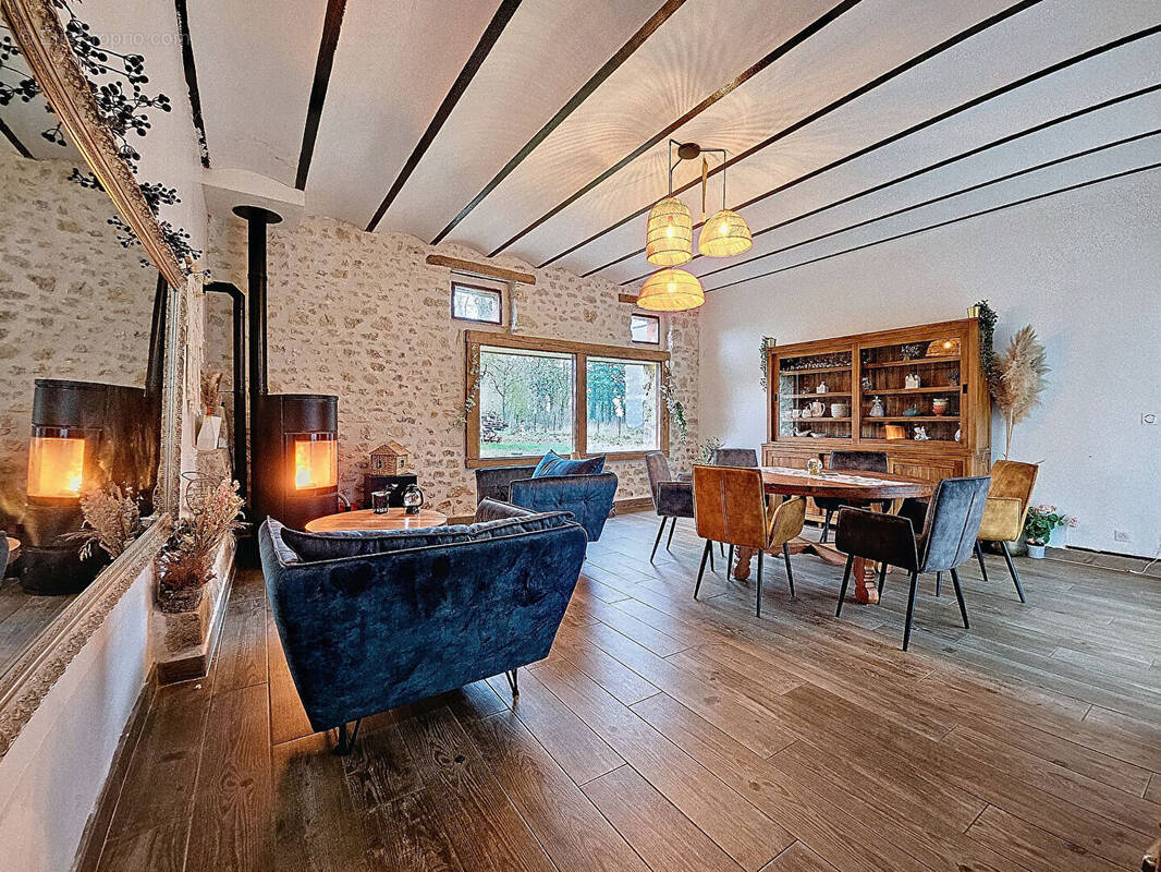 Maison à BEAUMONT-DU-GATINAIS