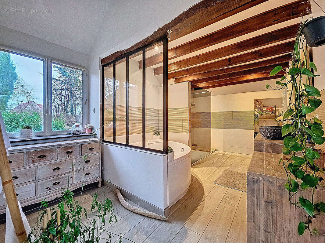 Maison à BEAUMONT-DU-GATINAIS