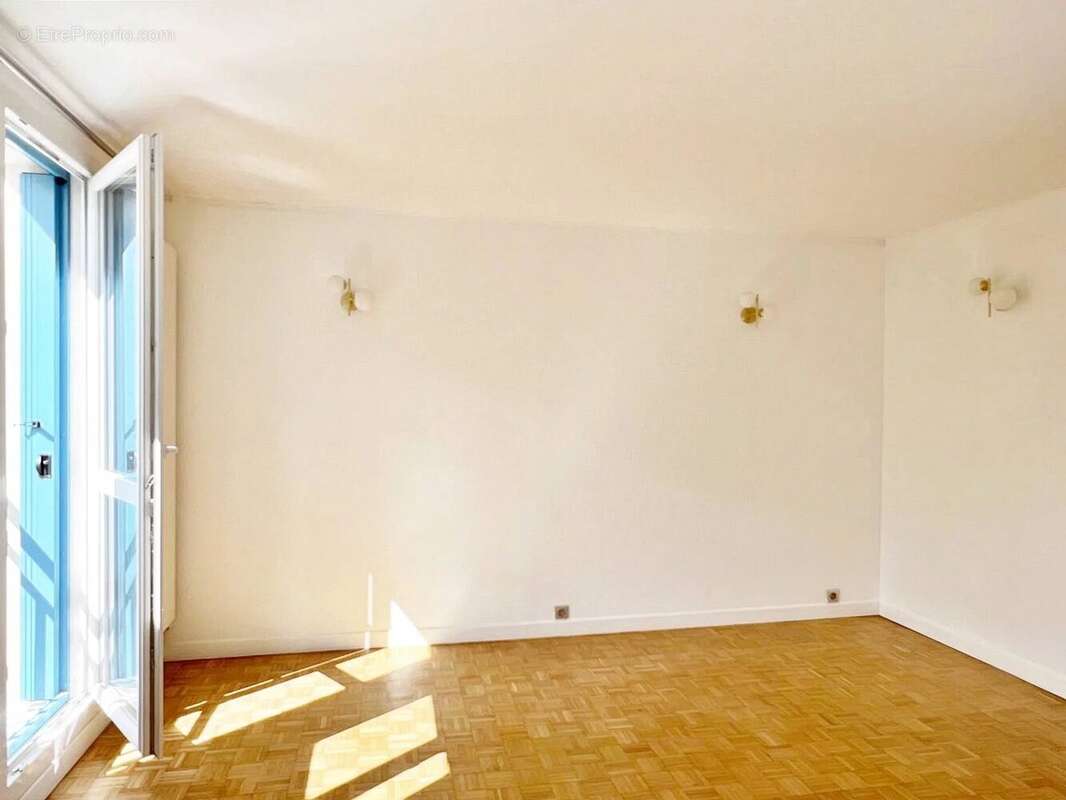 Appartement à SAINT-MAUR-DES-FOSSES