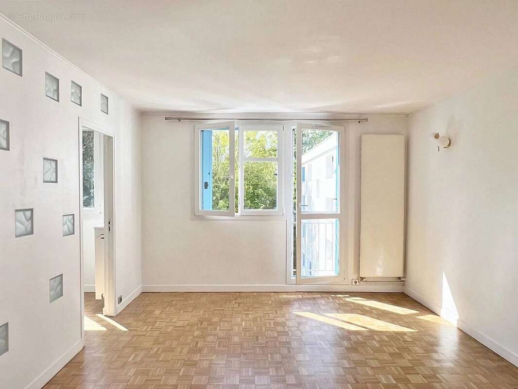 Appartement à SAINT-MAUR-DES-FOSSES