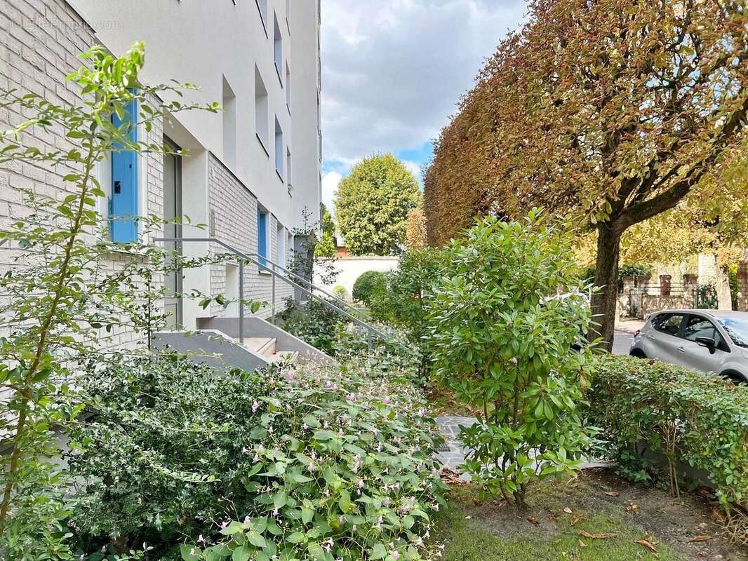 Appartement à SAINT-MAUR-DES-FOSSES