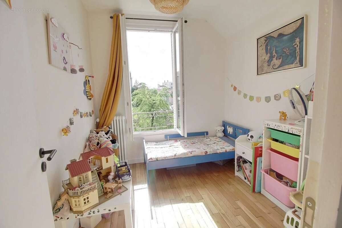 Maison à SAINT-MAUR-DES-FOSSES