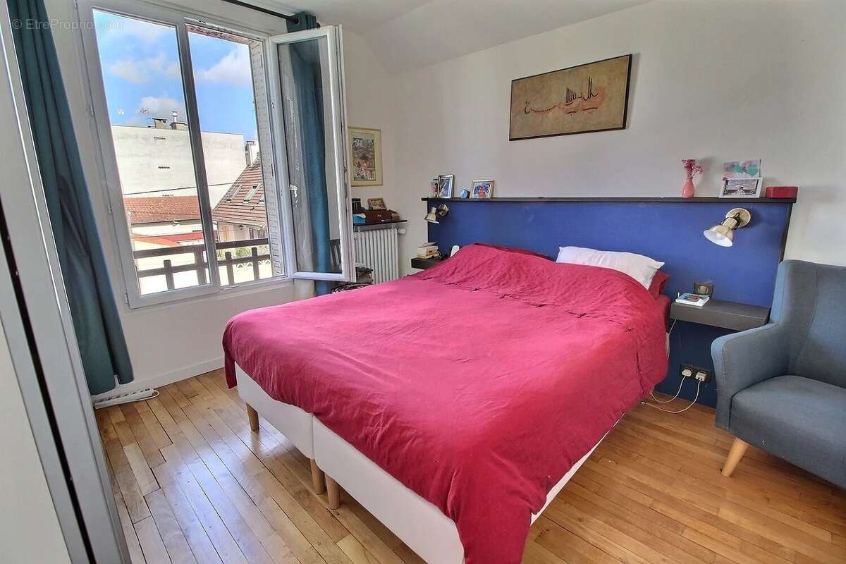 Maison à SAINT-MAUR-DES-FOSSES