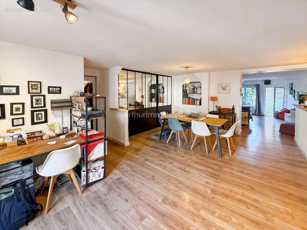 Appartement à SOISY-SUR-SEINE