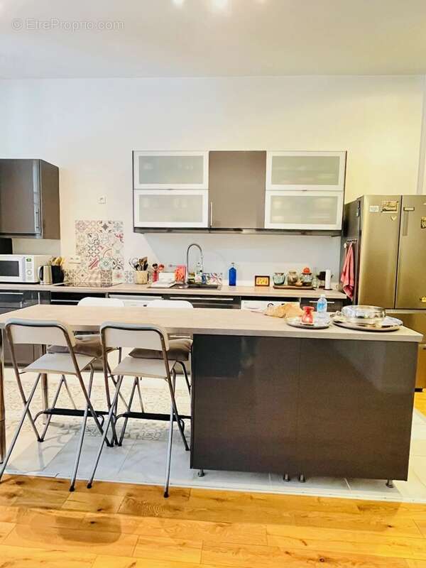 Appartement à MARSEILLE-1E