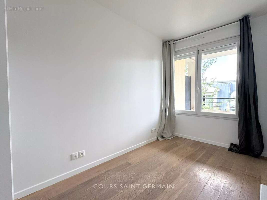 Appartement à NANTERRE