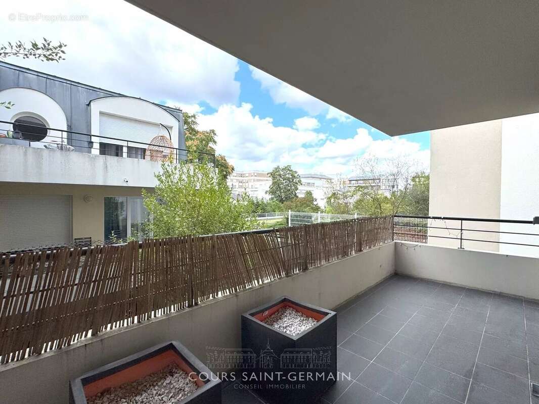 Appartement à NANTERRE