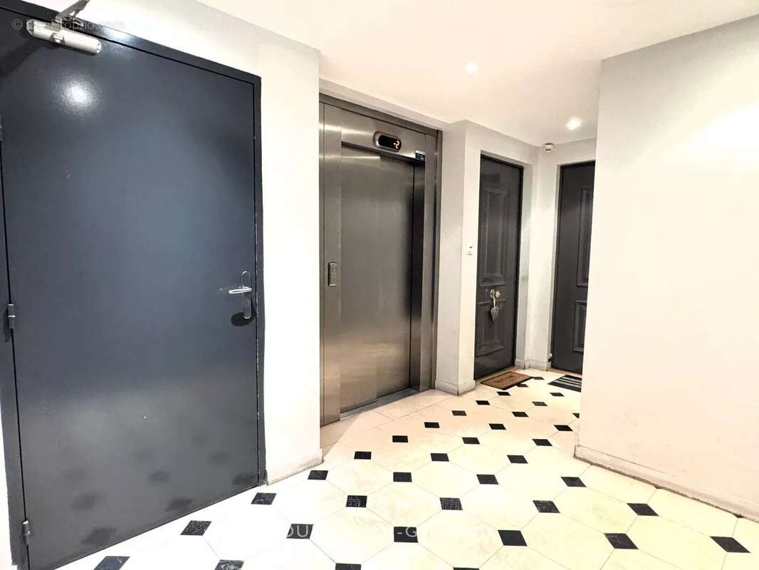 Appartement à NANTERRE