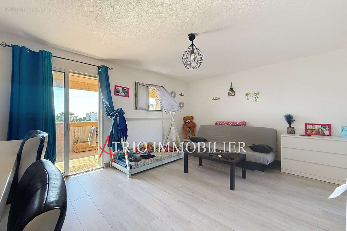 Appartement à CAGNES-SUR-MER