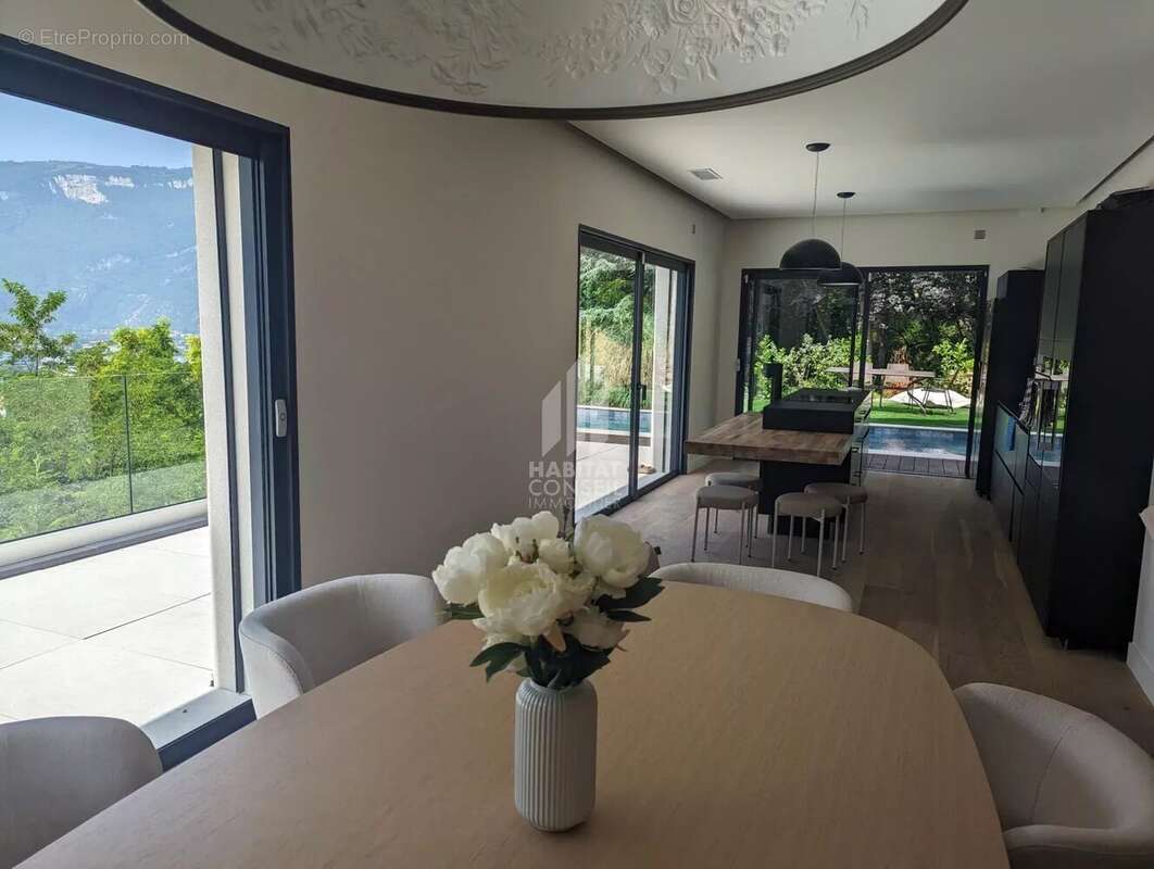 Maison à SAINT-MARTIN-LE-VINOUX