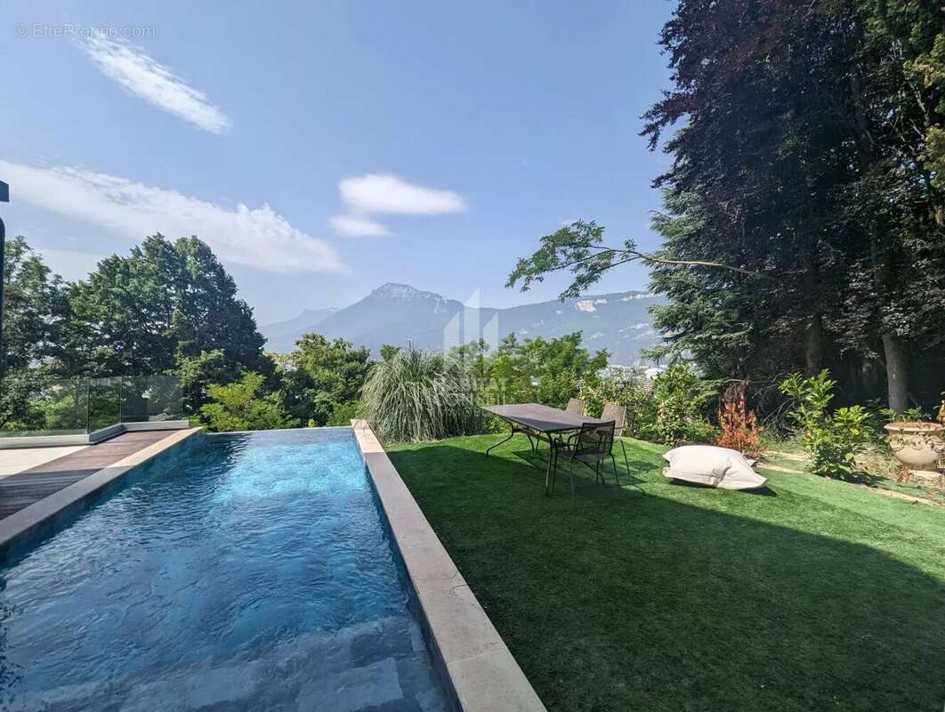 Maison à SAINT-MARTIN-LE-VINOUX