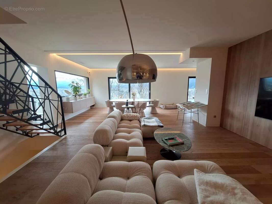 Maison à SAINT-MARTIN-LE-VINOUX