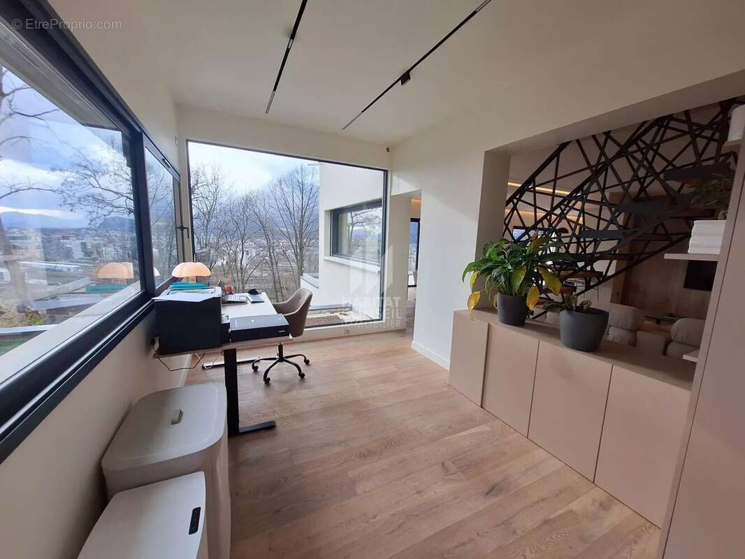 Maison à SAINT-MARTIN-LE-VINOUX