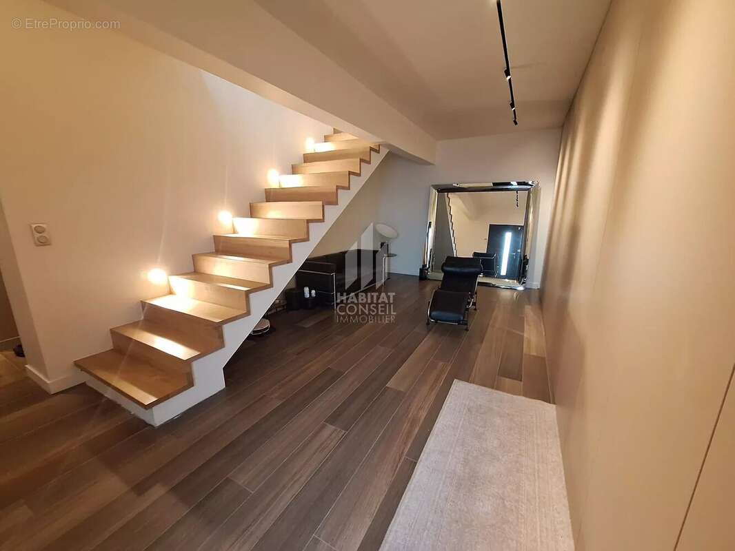 Maison à SAINT-MARTIN-LE-VINOUX