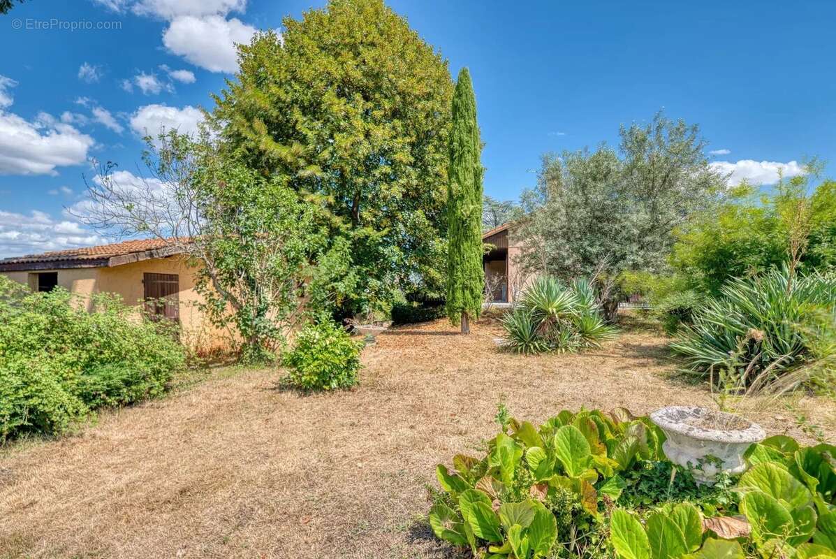 Maison à PUSIGNAN