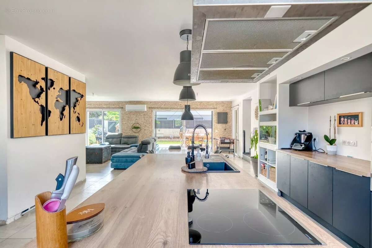 Maison à VILLETTE-D&#039;ANTHON