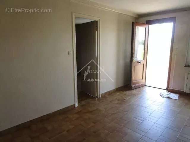 Maison à JALIGNY-SUR-BESBRE