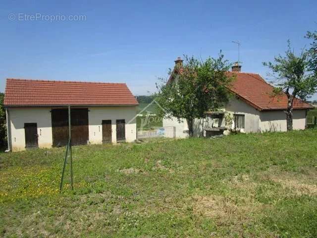 Maison à JALIGNY-SUR-BESBRE