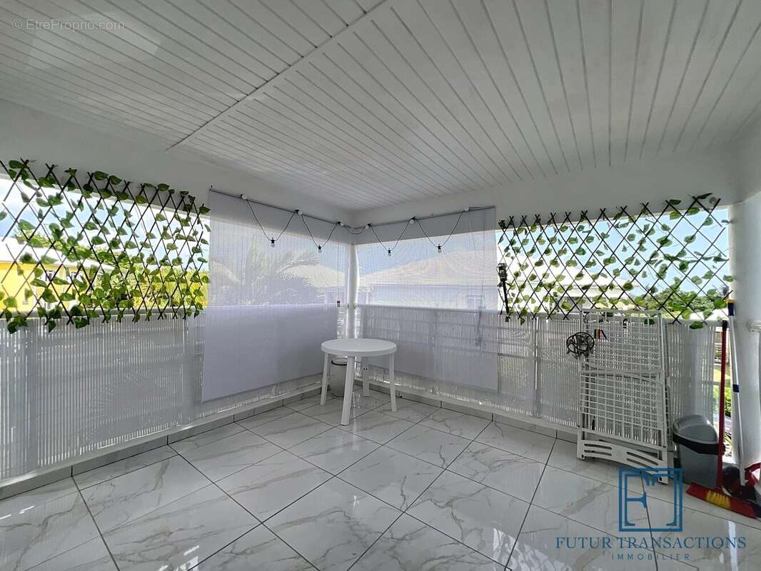 Appartement à SAINTE-ANNE