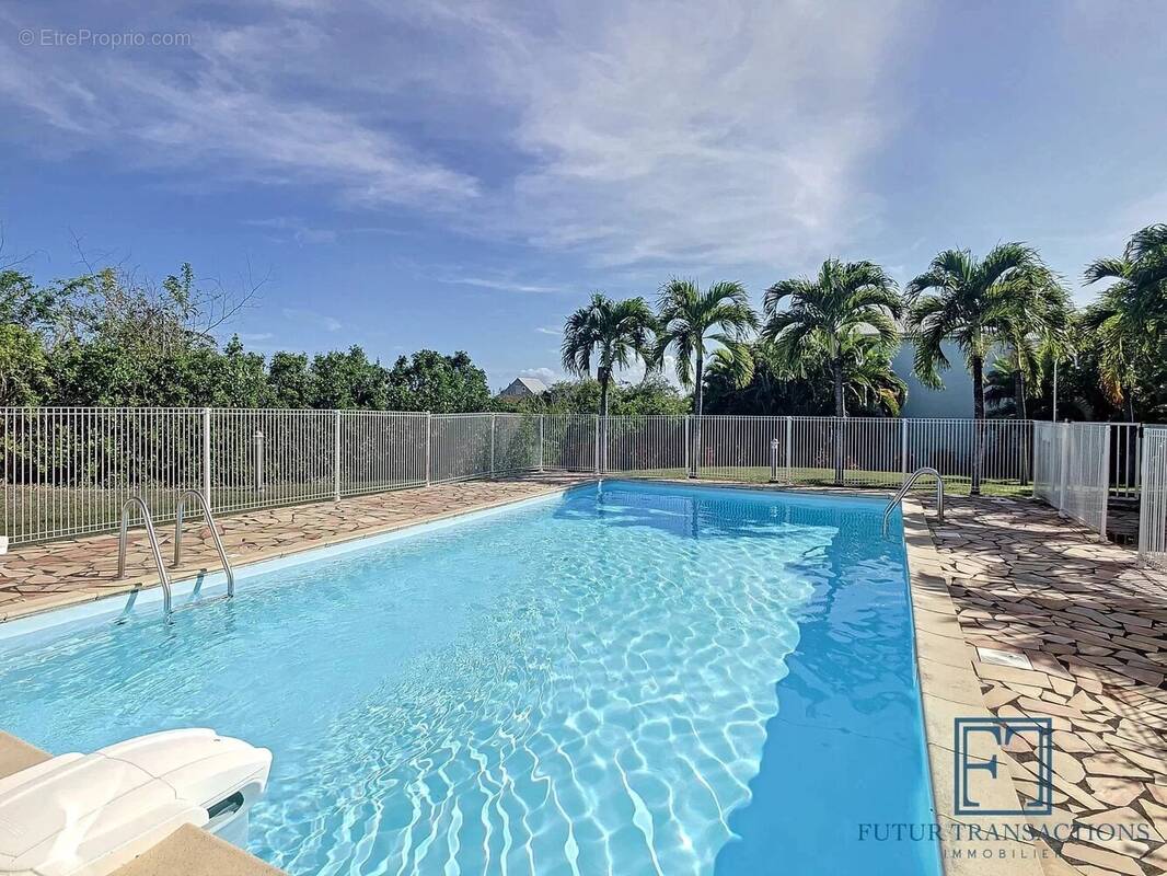 Appartement à SAINTE-ANNE