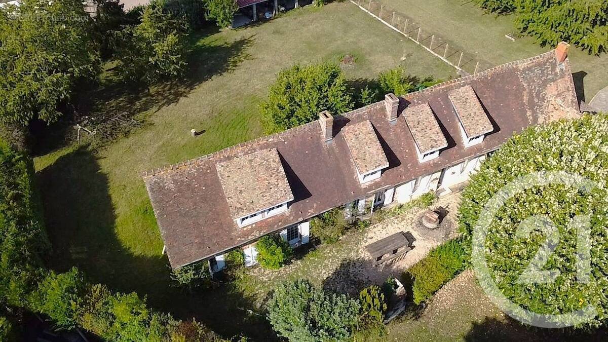 Maison à LA COUTURE-BOUSSEY