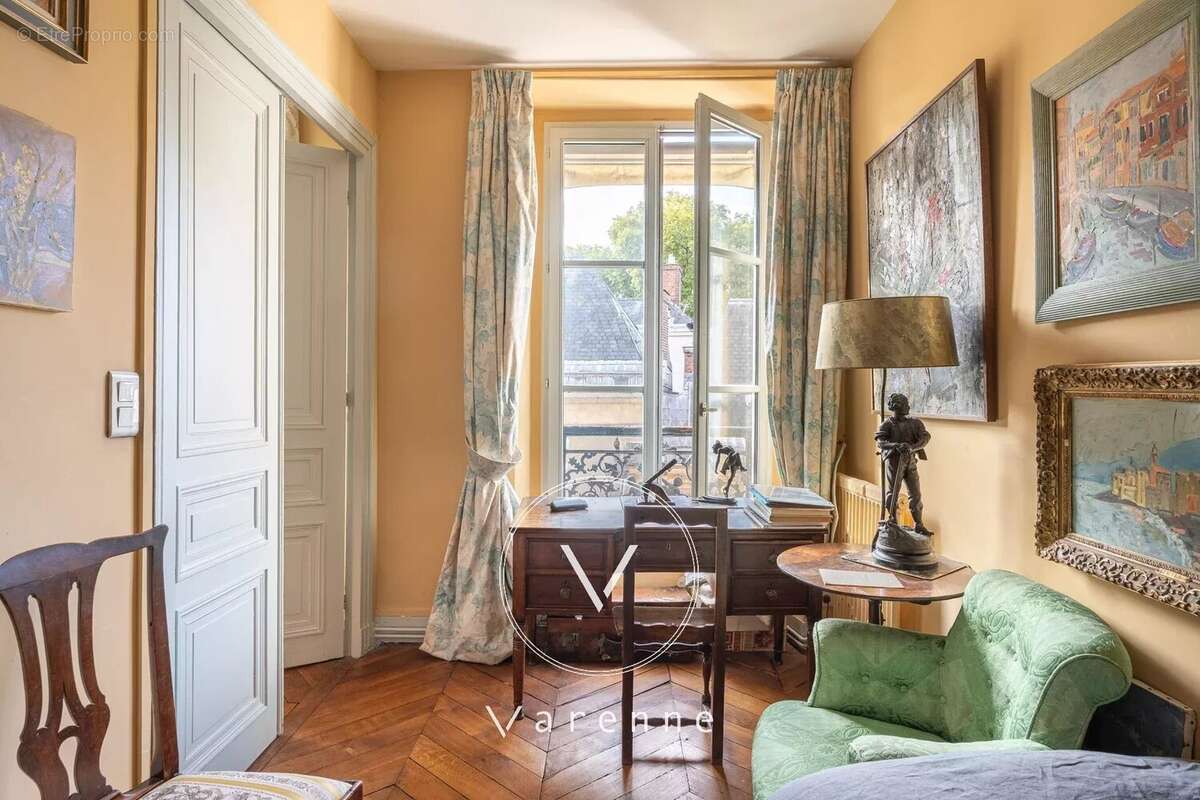 Appartement à PARIS-6E