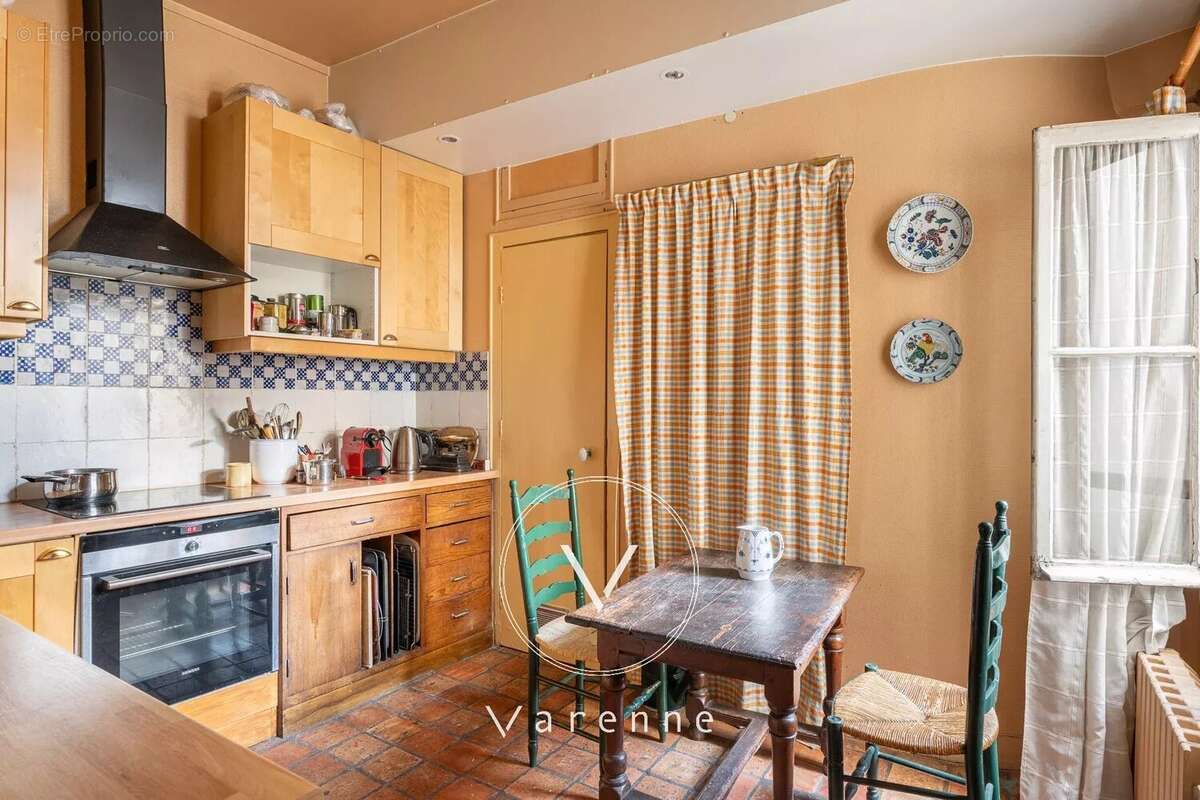 Appartement à PARIS-6E