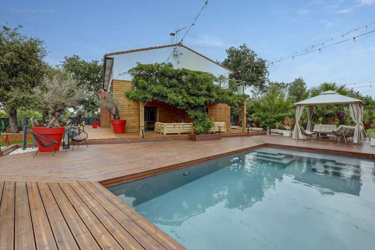 Maison à CASTELMAUROU