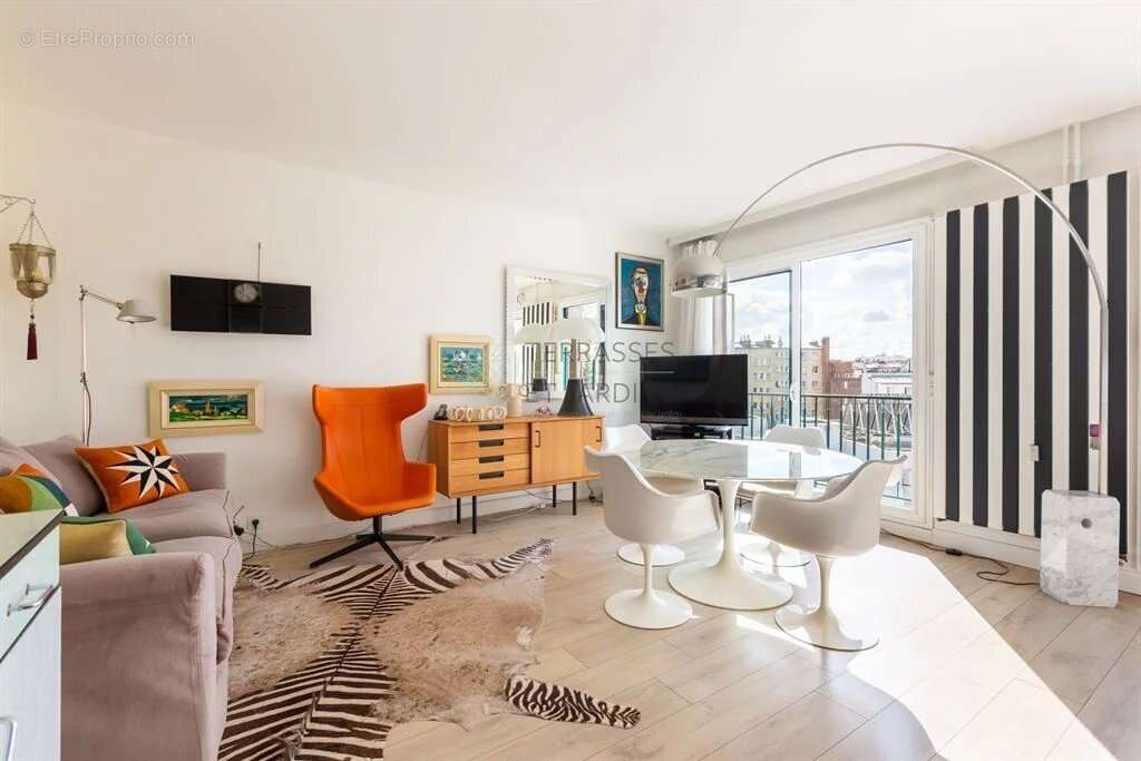 Appartement à PARIS-12E