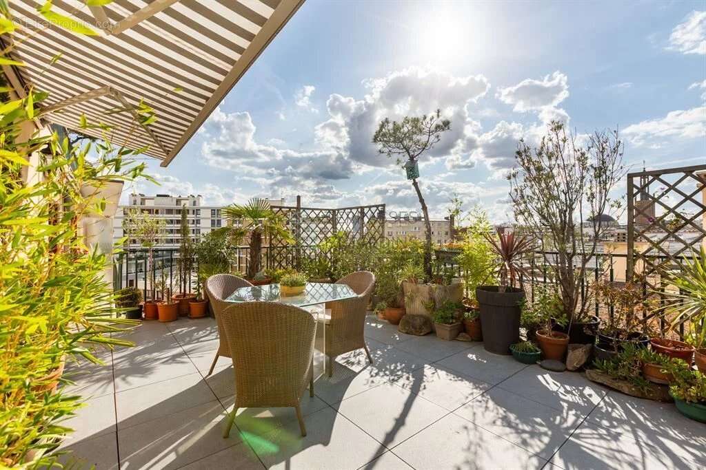 Appartement à PARIS-12E