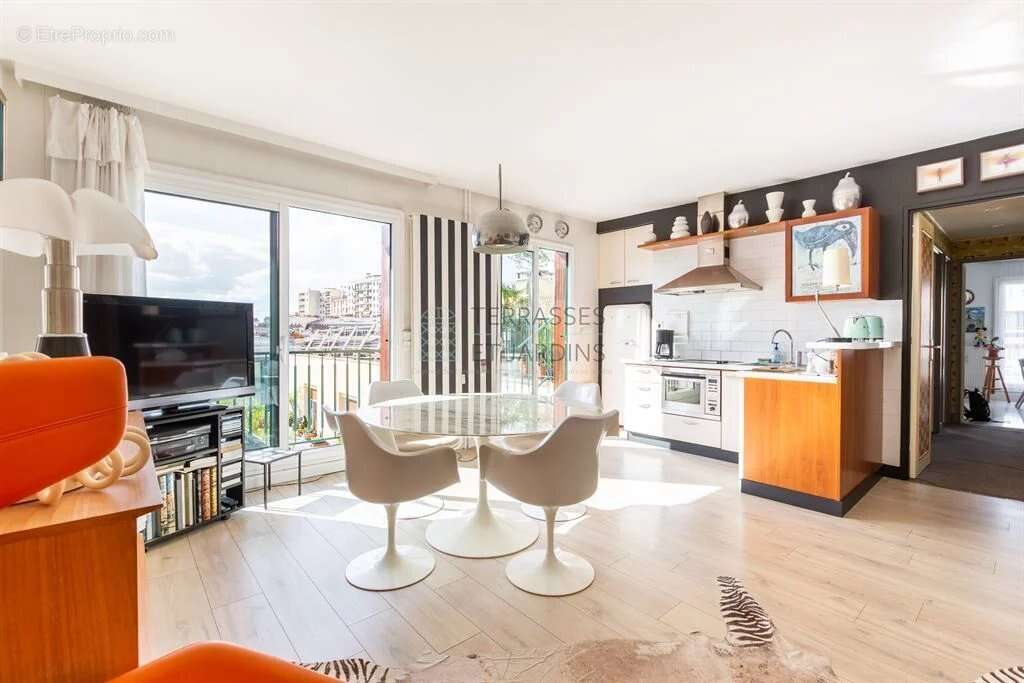Appartement à PARIS-12E
