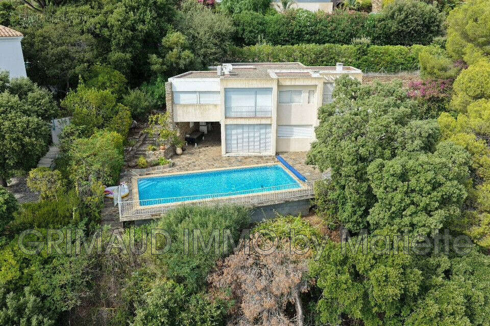 Maison à LA CROIX-VALMER