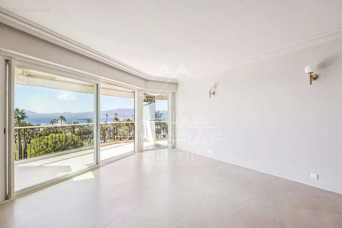 Appartement à CANNES