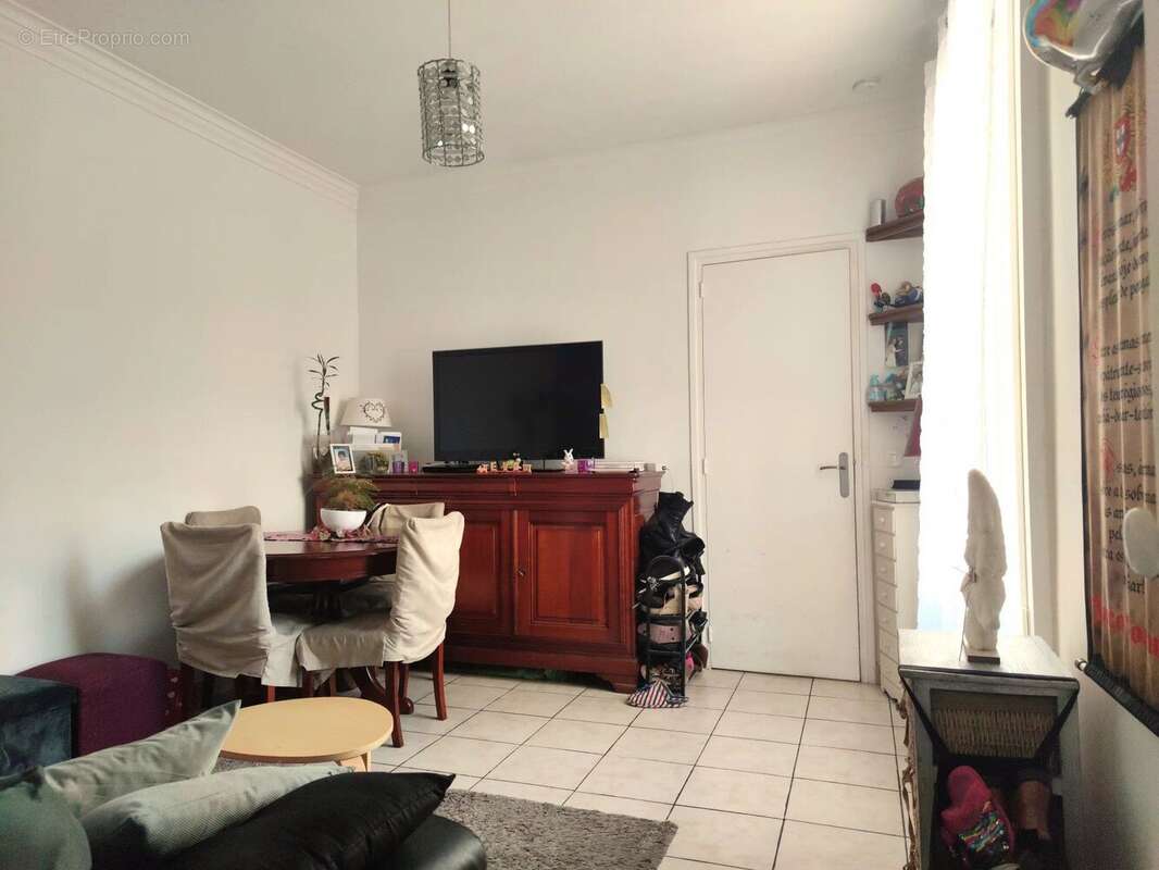 Appartement à COLOMBES