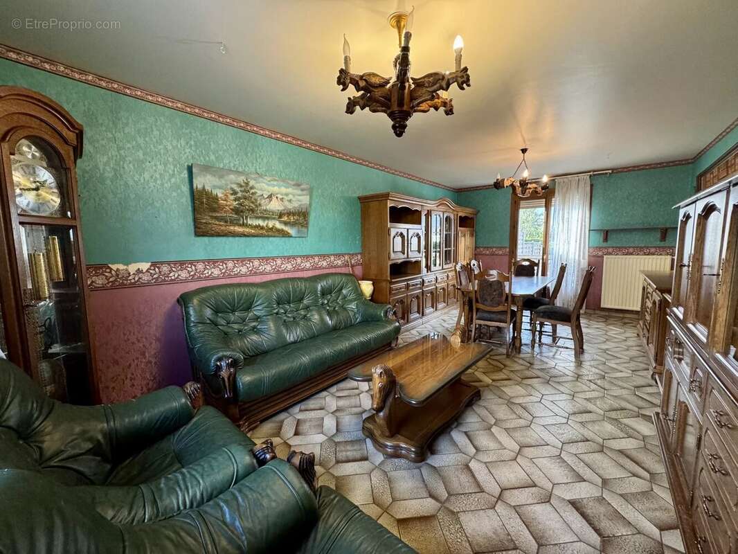 Maison à ESCAUDOEUVRES