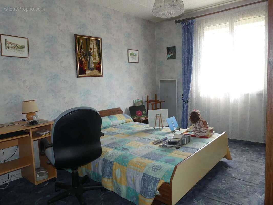 Maison à SAINT-SYMPHORIEN-DE-MARMAGNE