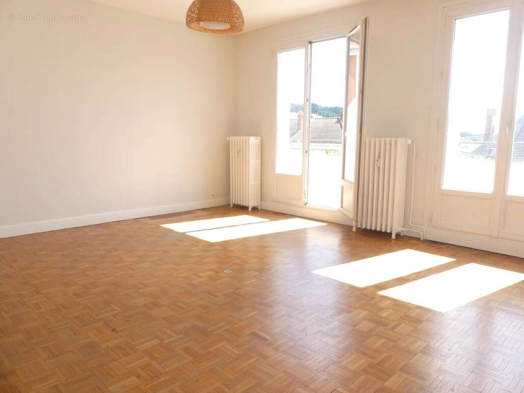 Appartement à LE CREUSOT