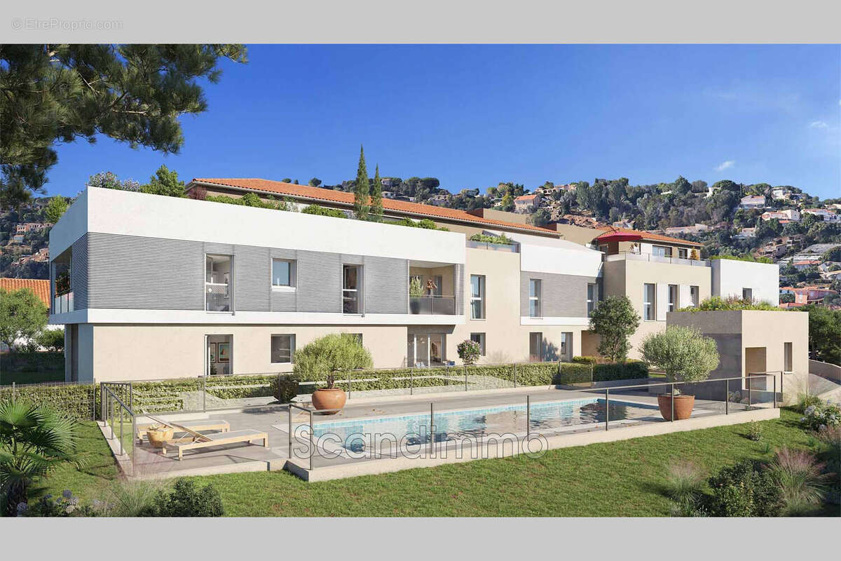 Appartement à VALLAURIS