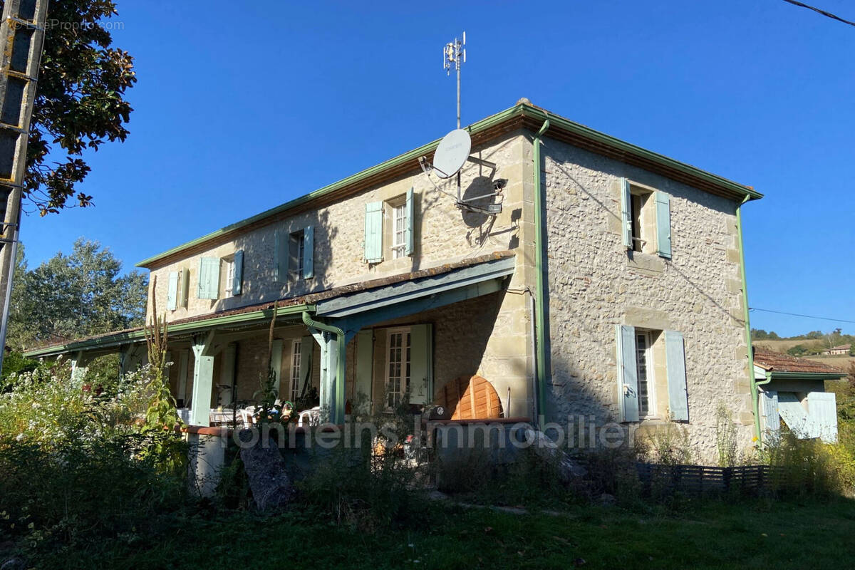 Maison à GRATELOUP-SAINT-GAYRAND