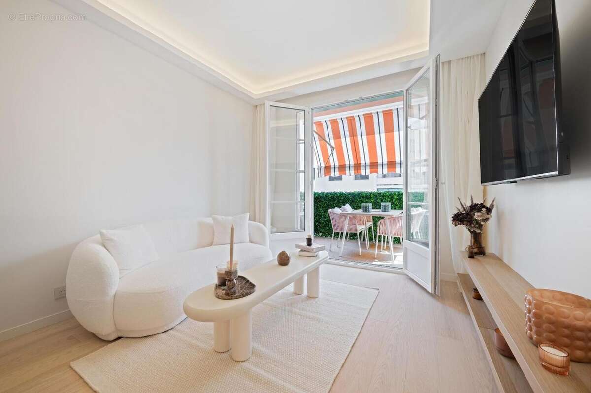   - Appartement à NICE