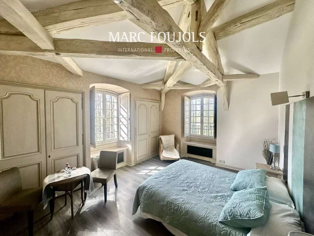 Maison à FONTAINEBLEAU