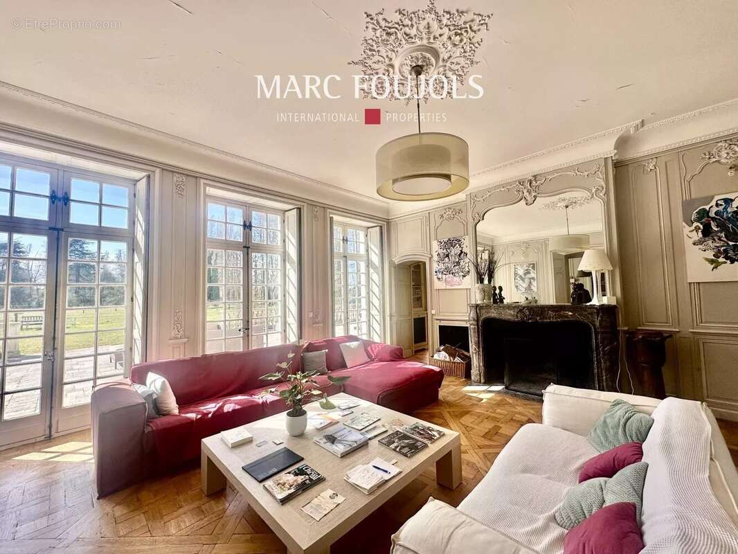 Maison à FONTAINEBLEAU