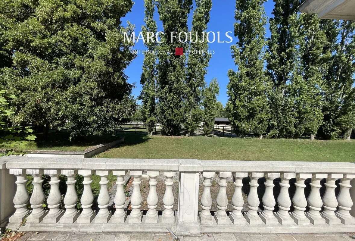 Maison à FONTAINEBLEAU