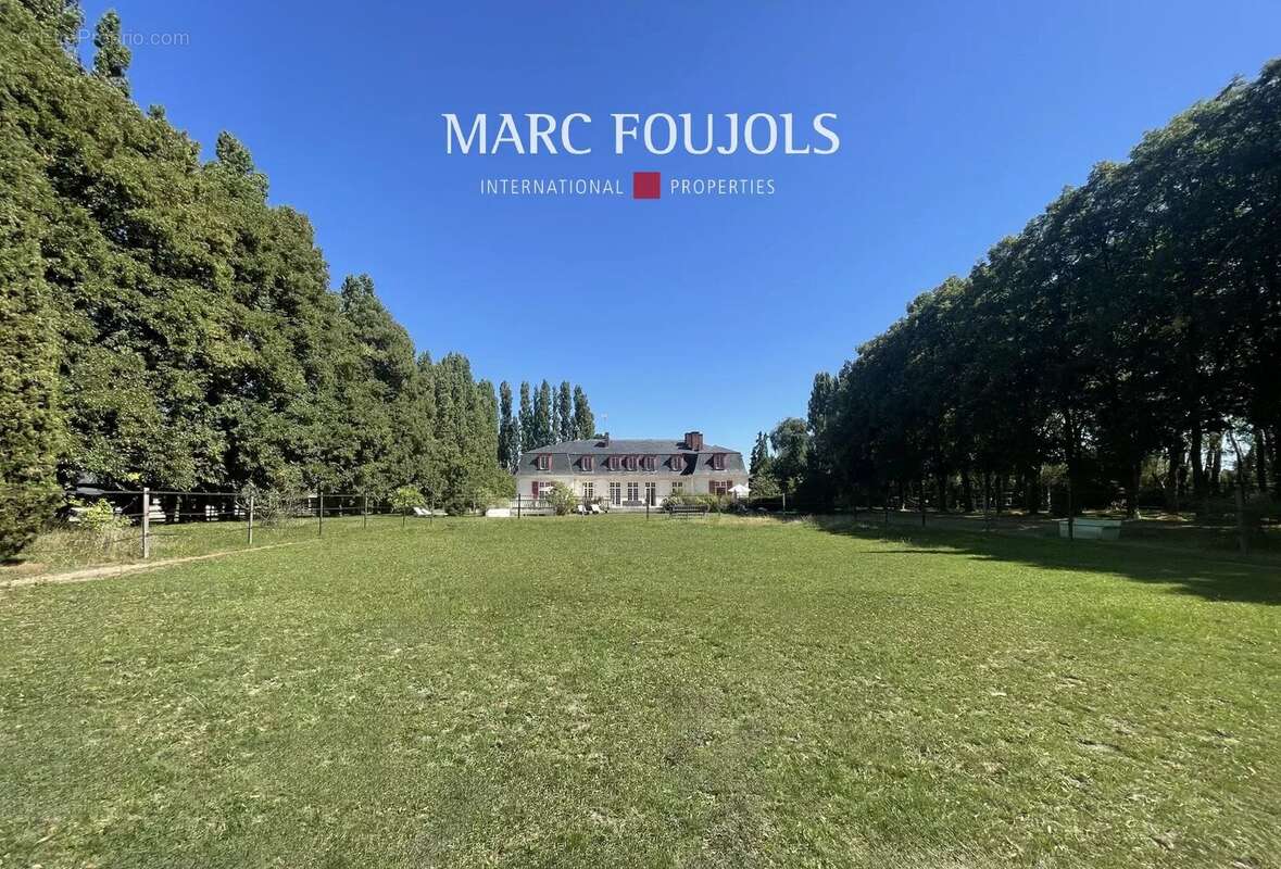 Maison à FONTAINEBLEAU