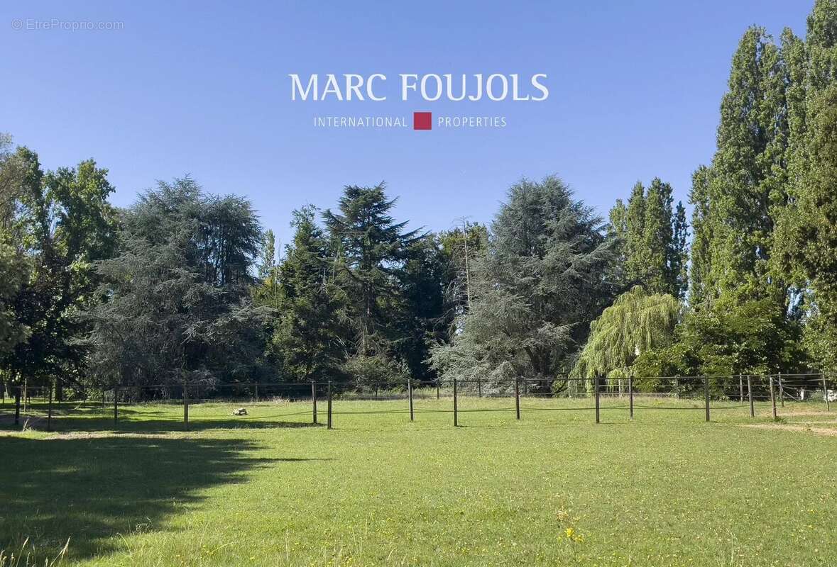 Maison à FONTAINEBLEAU