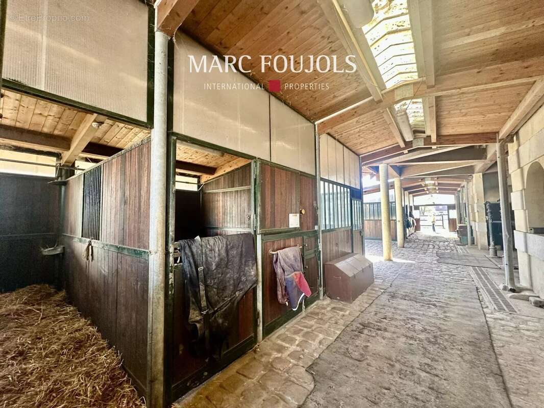 Maison à FONTAINEBLEAU