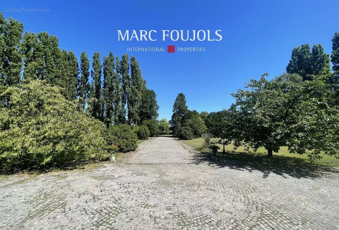 Maison à FONTAINEBLEAU