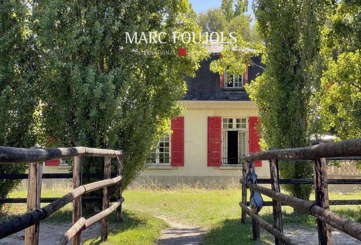 Maison à FONTAINEBLEAU