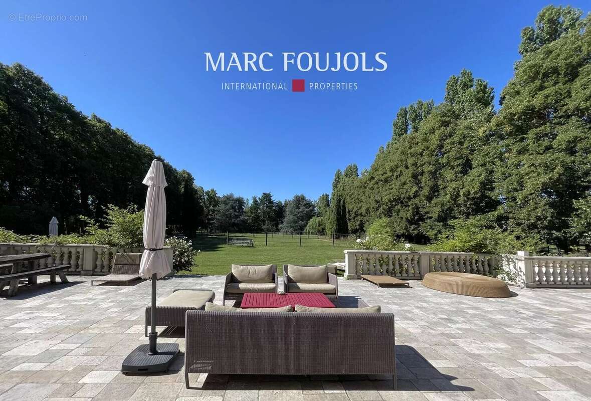 Maison à FONTAINEBLEAU