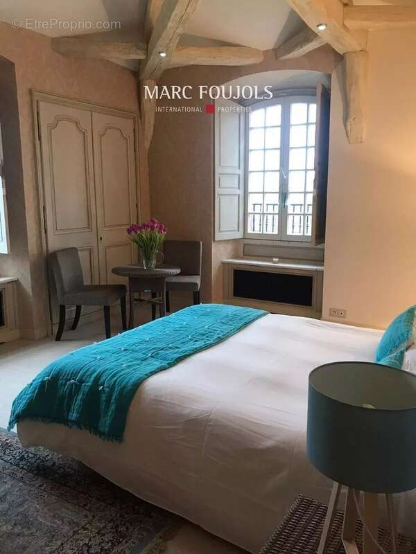 Maison à FONTAINEBLEAU